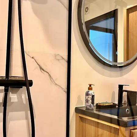 Apartamento L'azur - De Standing - Piscine - Parking *