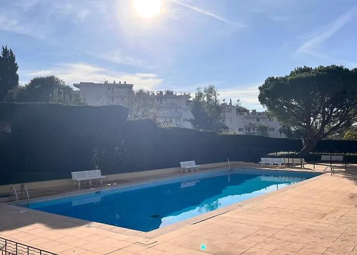 L'azur - De Standing - Piscine - Parking Apartment
